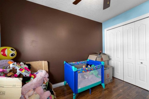 5020A 49 Street, Killam, AB - Indoor Photo Showing Bedroom