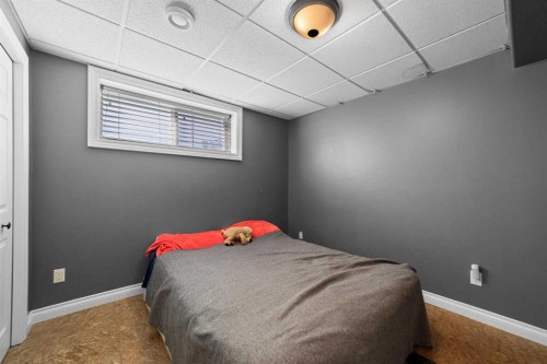 5020A 49 Street, Killam, AB - Indoor Photo Showing Bedroom