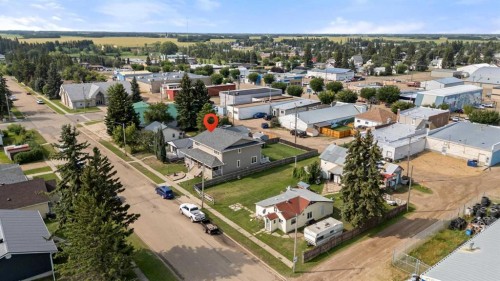 5020A 49 Street, Killam, AB - Outdoor With View