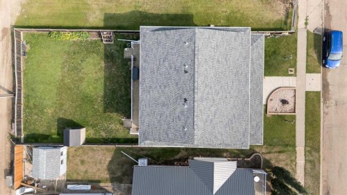 5020A 49 Street, Killam, AB - Outdoor
