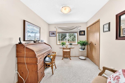 37-2821 Botterill Crescent, Red Deer, AB - Indoor
