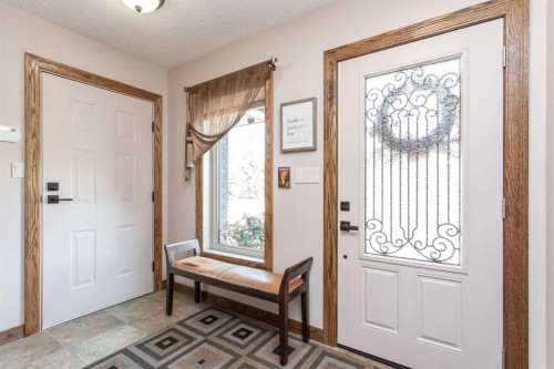 38212 Range Road 252, Rural Lacombe County, AB - Indoor Photo Showing Other Room