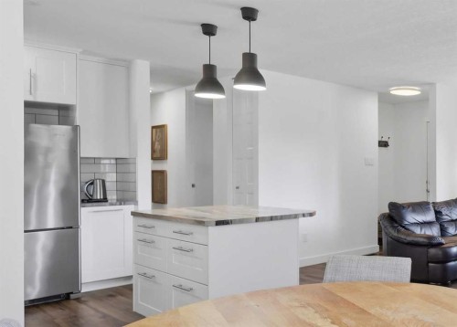 36 Anders Street, Red Deer, AB - Indoor Photo Showing Other Room