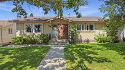 36 Anders Street Red Deer, AB T4R 1B8