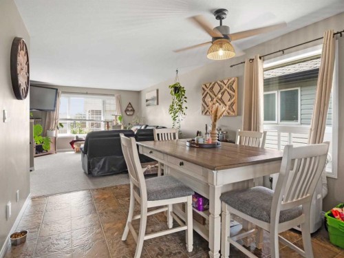 182 Jaspar Crescent, Red Deer, AB - Indoor Photo Showing Dining Room
