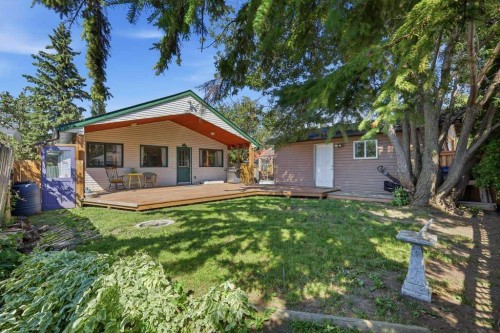 5127 50 A Avenue, Sylvan Lake, AB - Outdoor With Deck Patio Veranda