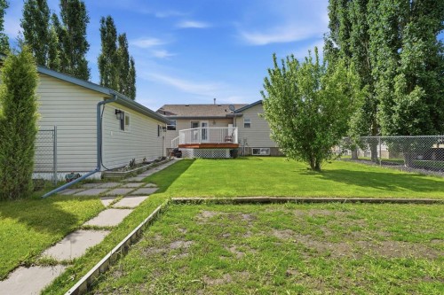 4518 54A Avenue Crescent, Innisfail, AB - Outdoor With Deck Patio Veranda