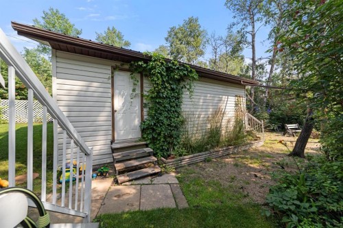 11 1 Street, White Sands, AB - Outdoor With Exterior