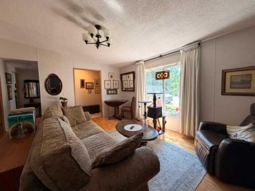 5412 49 A Avenue, Alix, AB - Indoor Photo Showing Other Room