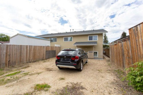 12 Valley Crescent, Lacombe, AB - Outdoor With Exterior