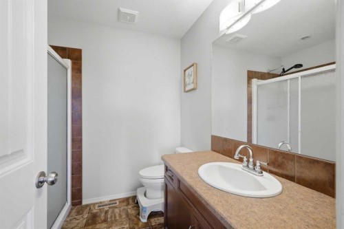 70 Rozier Close, Sylvan Lake, AB - Indoor Photo Showing Bathroom