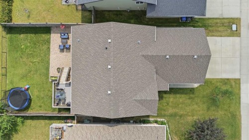 70 Rozier Close, Sylvan Lake, AB - Outdoor