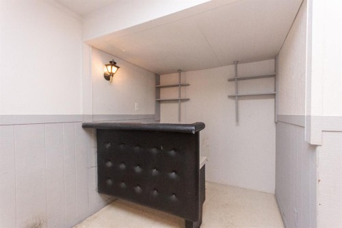 10 Sydney Close, Red Deer, AB - Indoor Photo Showing Other Room