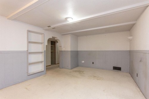 10 Sydney Close, Red Deer, AB - Indoor