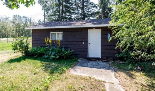 48-40422 Range Road 10, Gull Lake, AB - Outdoor