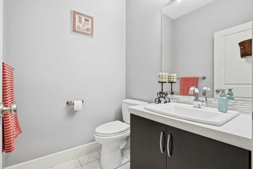 40 Vienna Close, Red Deer, AB - Indoor Photo Showing Bathroom