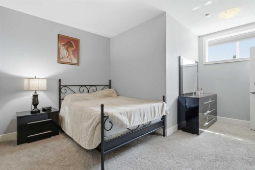 40 Vienna Close, Red Deer, AB - Indoor Photo Showing Bedroom