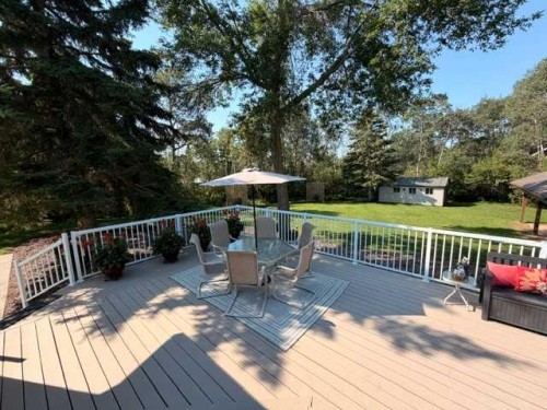 402 East Puffin Street, Pelican Point, AB - Outdoor With Deck Patio Veranda