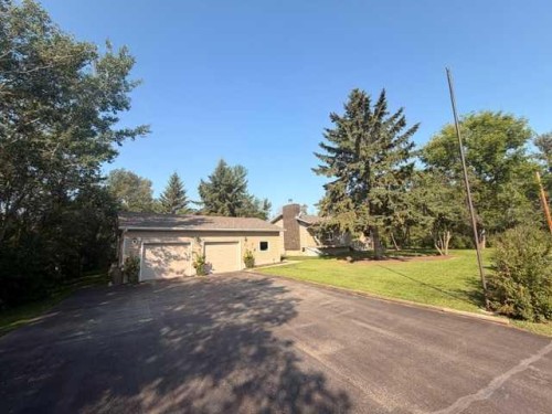 402 East Puffin Street, Pelican Point, AB - Outdoor