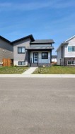 11 Ian Way Sylvan Lake, AB T4S 0T6