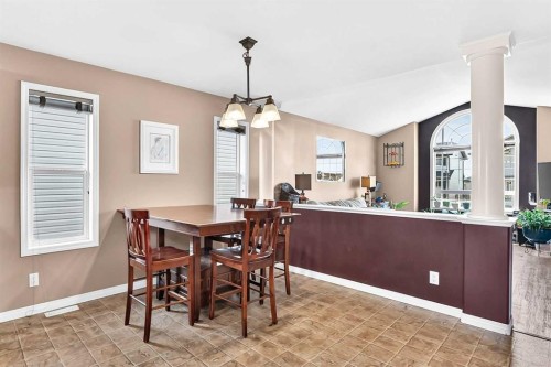 59 Lodge Place, Sylvan Lake, AB - Indoor Photo Showing Dining Room
