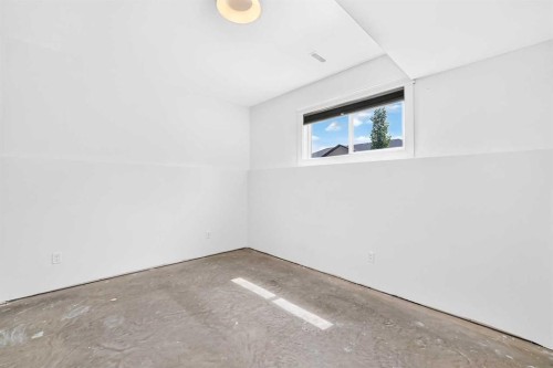 38 Cambridge Close, Blackfalds, AB - Indoor Photo Showing Other Room