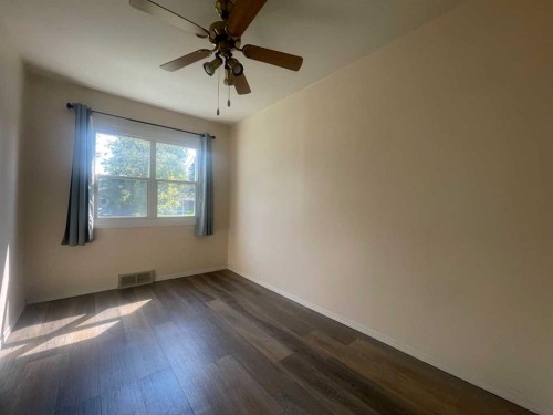5306 50 Street, Camrose, AB - Indoor Photo Showing Other Room