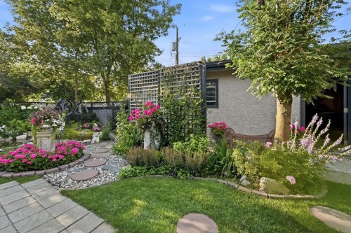 5708 45 Avenue, Red Deer, AB - Outdoor