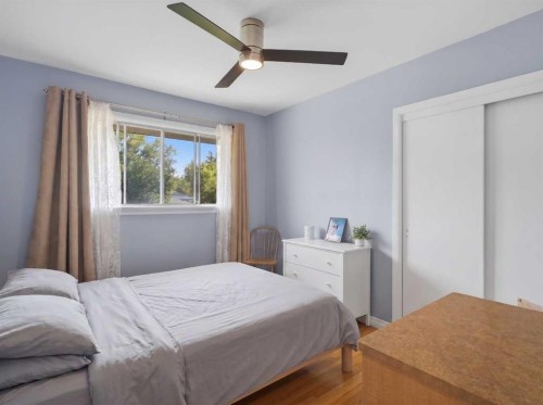 4137 40 Street, Red Deer, AB - Indoor Photo Showing Bedroom