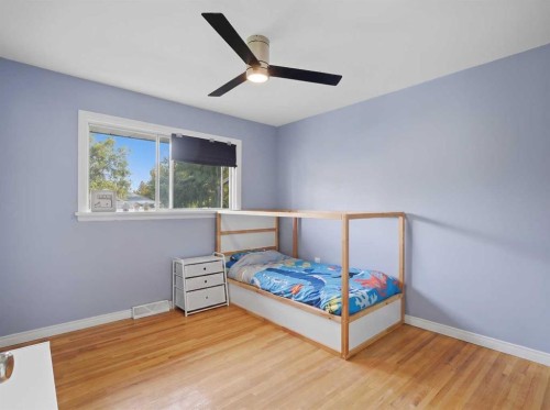 4137 40 Street, Red Deer, AB - Indoor Photo Showing Bedroom