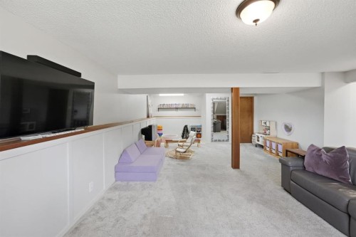 53 Reeves Crescent, Red Deer, AB - Indoor