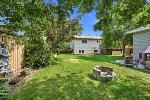 53 Reeves Crescent, Red Deer, AB - Outdoor With Exterior