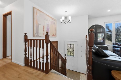53 Reeves Crescent, Red Deer, AB - Indoor Photo Showing Other Room