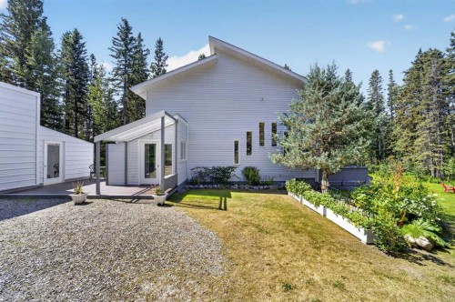 7-32579 Range Road 52, Rural Mountain View County, AB - Outdoor