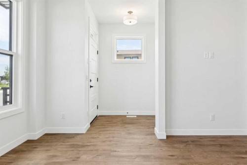 49 Silverton Glen Way Sw, Calgary, AB - Indoor Photo Showing Other Room