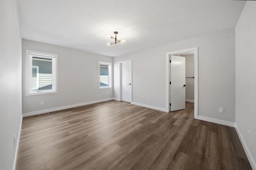 20 Toye Street, Red Deer, AB - Indoor Photo Showing Other Room