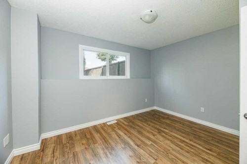 14 Eagle Road, Lacombe, AB - Indoor Photo Showing Other Room