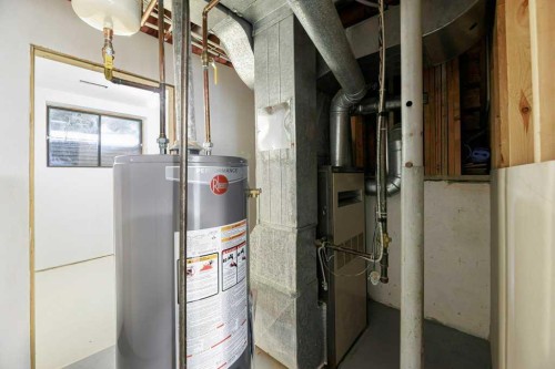 14 Eagle Road, Lacombe, AB - Indoor Photo Showing Basement
