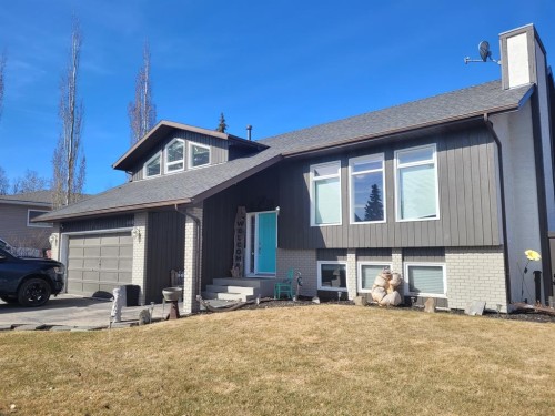 4640 47 Street, Sylvan Lake, AB - Outdoor