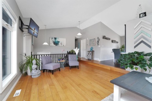 4640 47 Street, Sylvan Lake, AB - Indoor