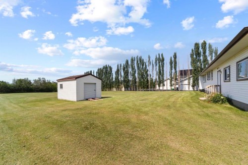 3806 50 Street, Camrose, AB - Outdoor