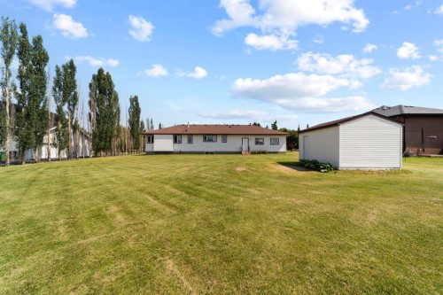 3806 50 Street, Camrose, AB - Outdoor