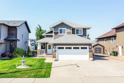 5206 33A Avenue, Camrose, AB - Outdoor With Facade