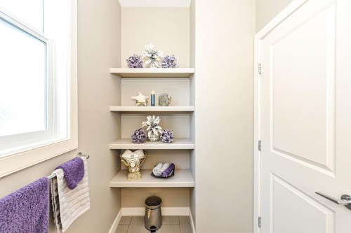5206 33A Avenue, Camrose, AB - Indoor