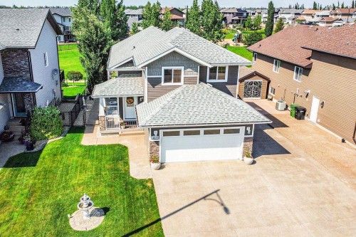5206 33A Avenue, Camrose, AB - Outdoor