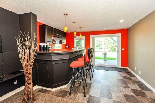 5206 33A Avenue, Camrose, AB - Indoor