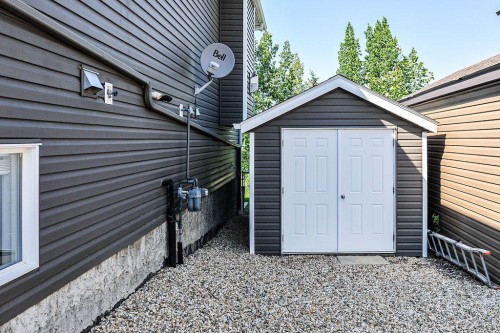 5206 33A Avenue, Camrose, AB - Outdoor With Exterior
