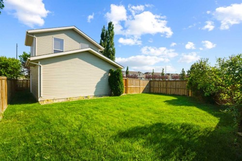 2502 Valleyview Drive, Camrose, AB - Outdoor