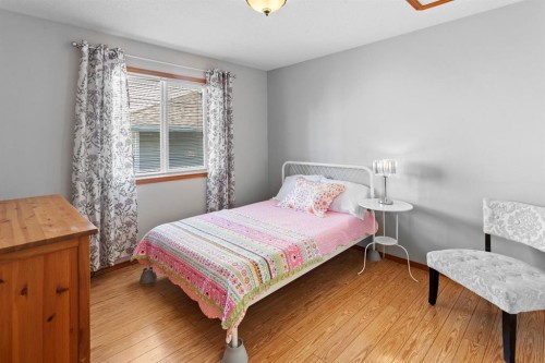 5408 59 Street, Camrose, AB - Indoor Photo Showing Bedroom