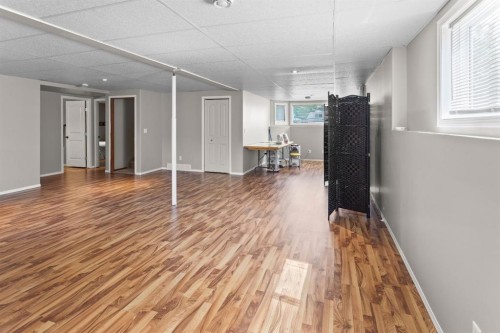 5408 59 Street, Camrose, AB - Indoor Photo Showing Other Room